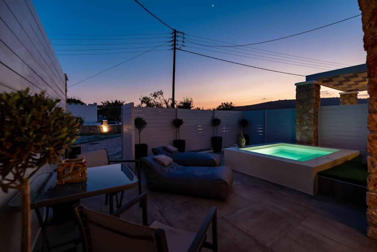Kasteli Suites Perivolos  Ngoại thất bức ảnh