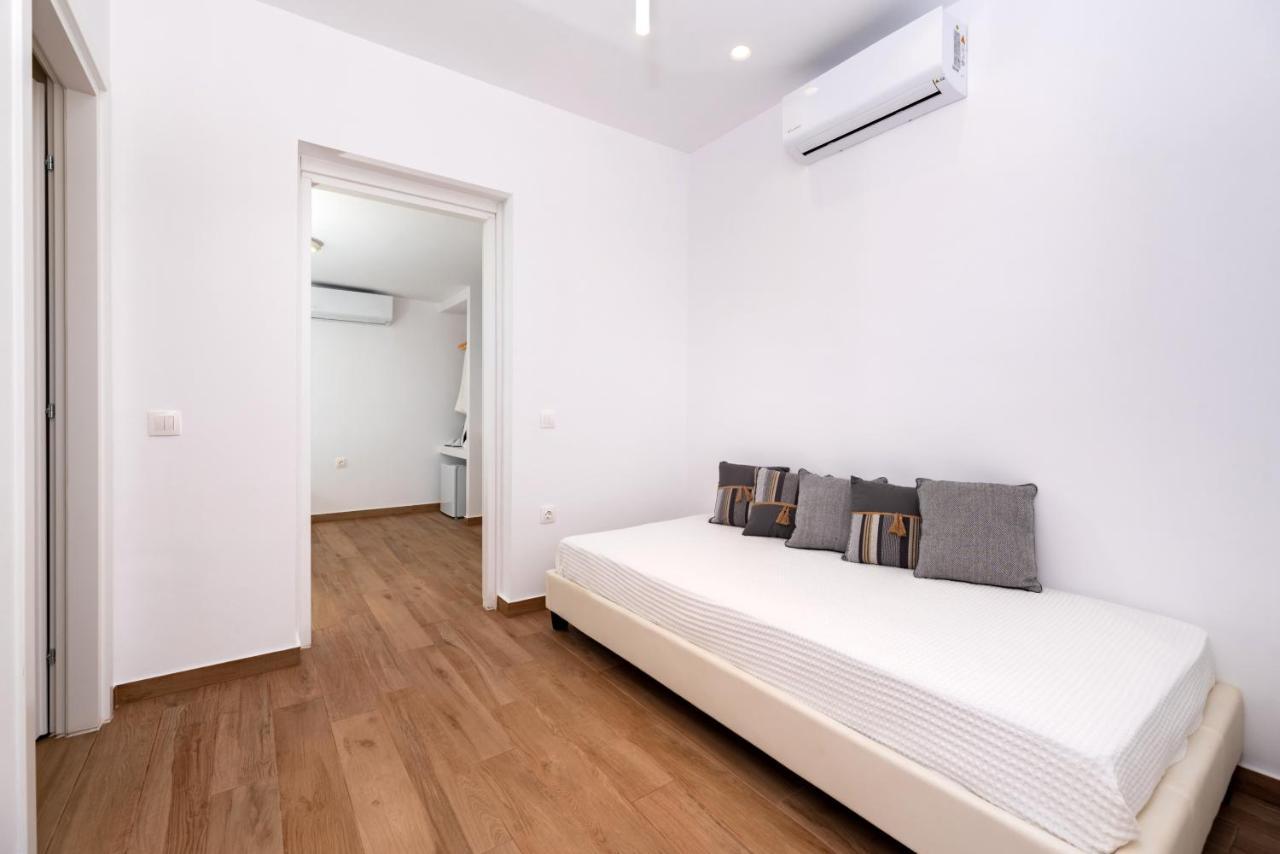 Kasteli Suites Perivolos  Ngoại thất bức ảnh
