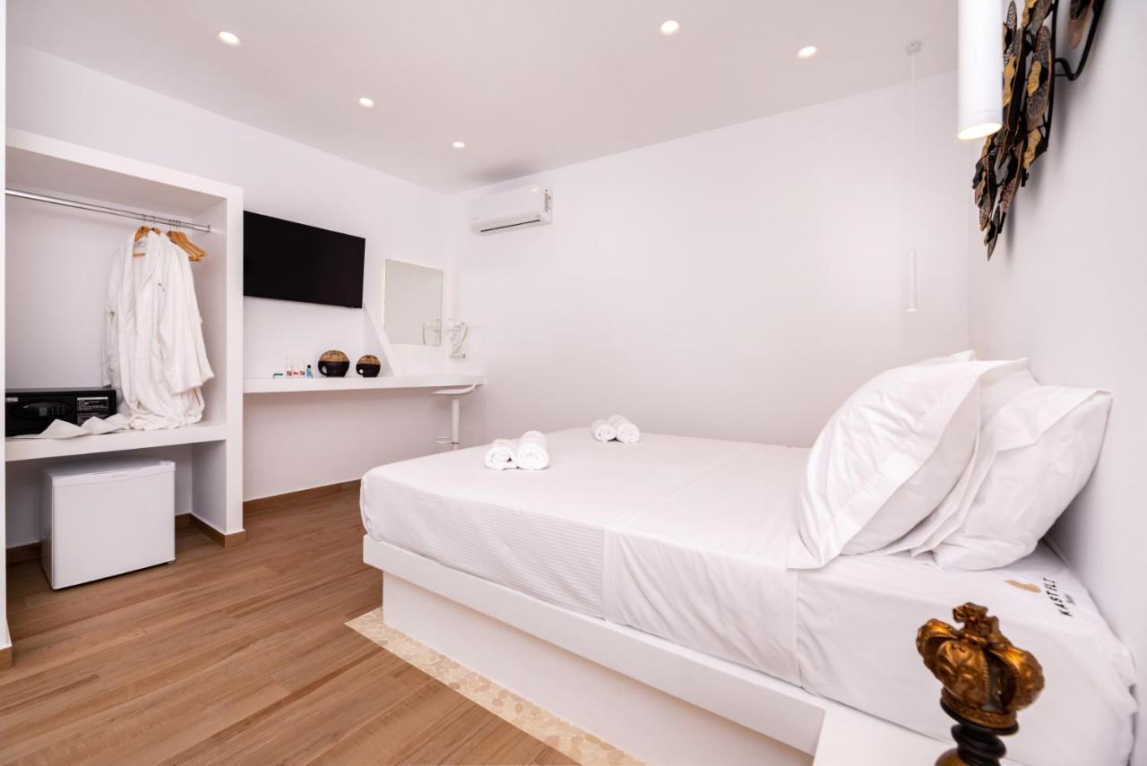 Kasteli Suites Perivolos  Ngoại thất bức ảnh