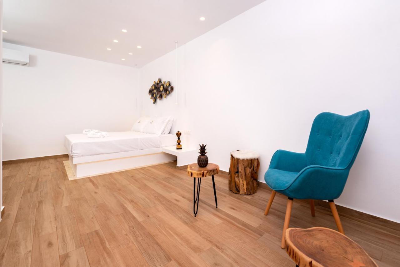 Kasteli Suites Perivolos  Ngoại thất bức ảnh